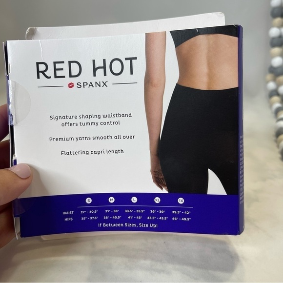 Red Hot Spanx Shaping Leggings Calf-length Pull-onHigh-rise Small Black - Picture 6 of 9